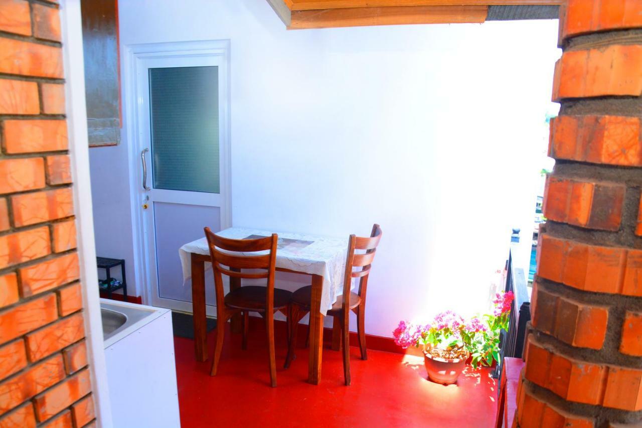 Rest For Guests - Homestay Deiyannewela Exterior photo