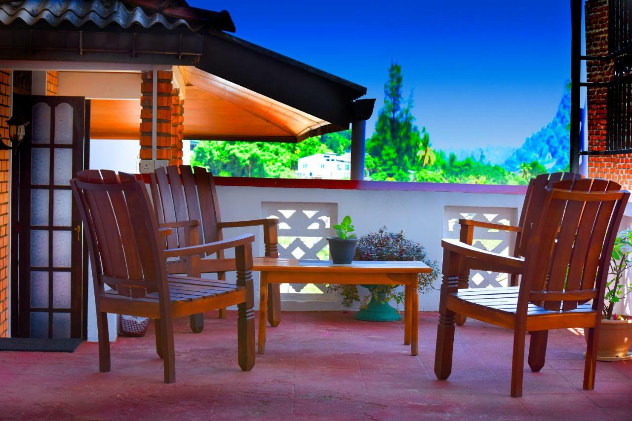 Rest For Guests - Homestay Deiyannewela Exterior photo